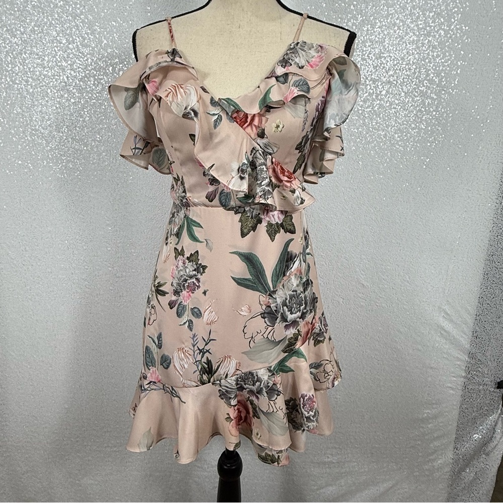 Revolve Majorelle Salsa Dress in Pink Bellbird size small Ruffle Cold Shoulder - Picture 15 of 16